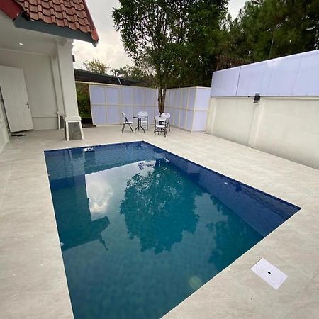 Diyar Villas Puncak NB3/3 Luaran gambar