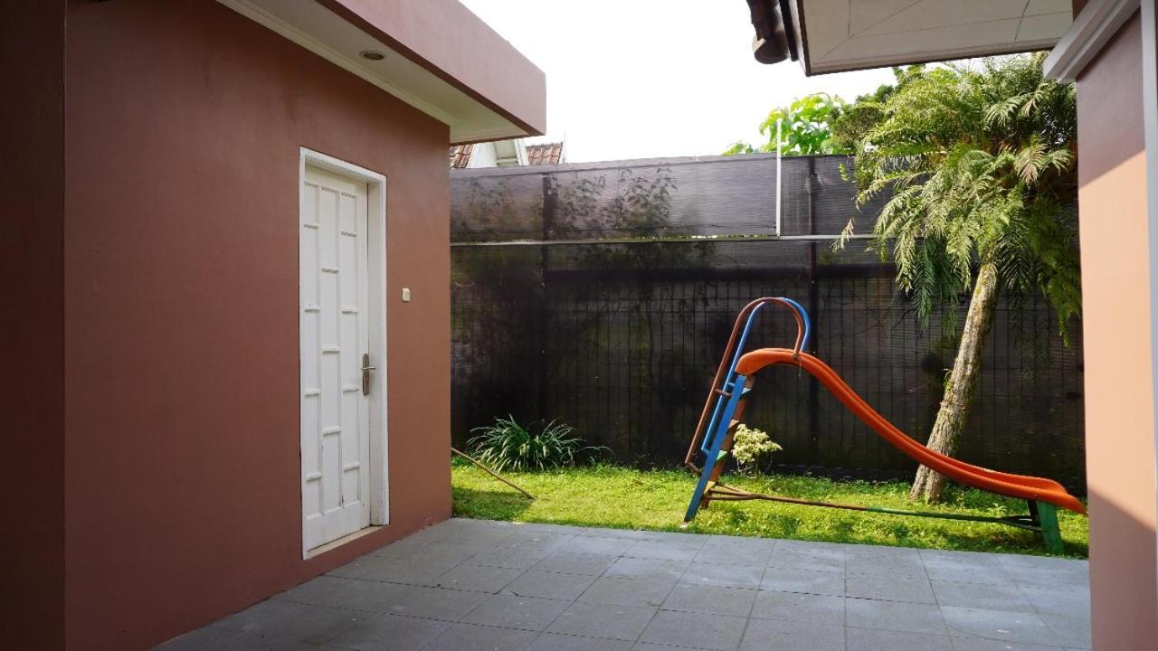 Diyar Villas Puncak NB3/3 Luaran gambar