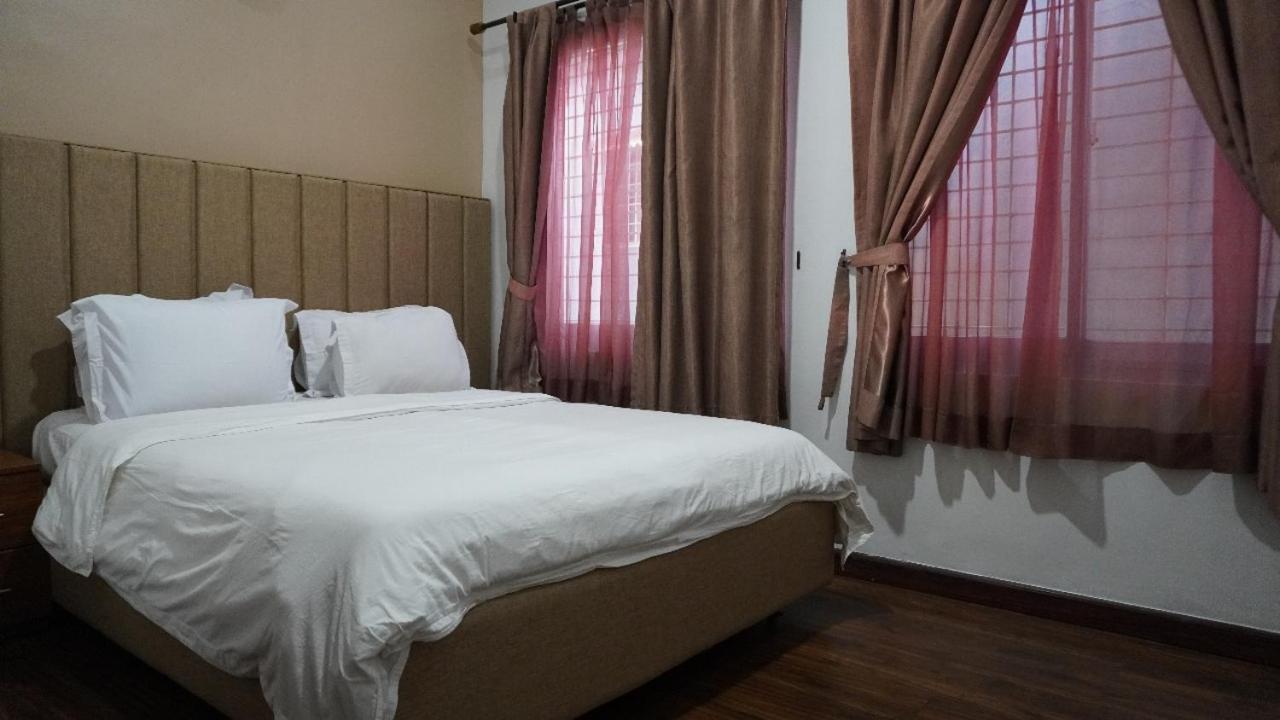 Diyar Villas Puncak NB3/3 Luaran gambar