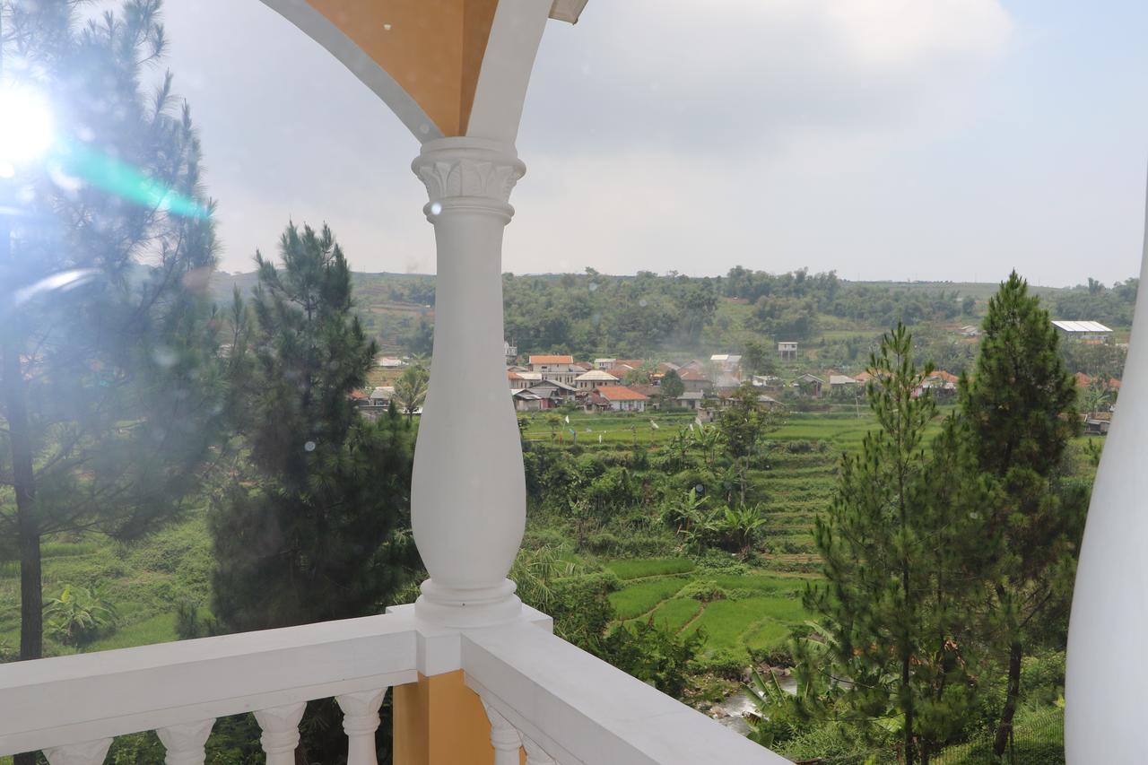 Diyar Villas Puncak NB3/3 Luaran gambar