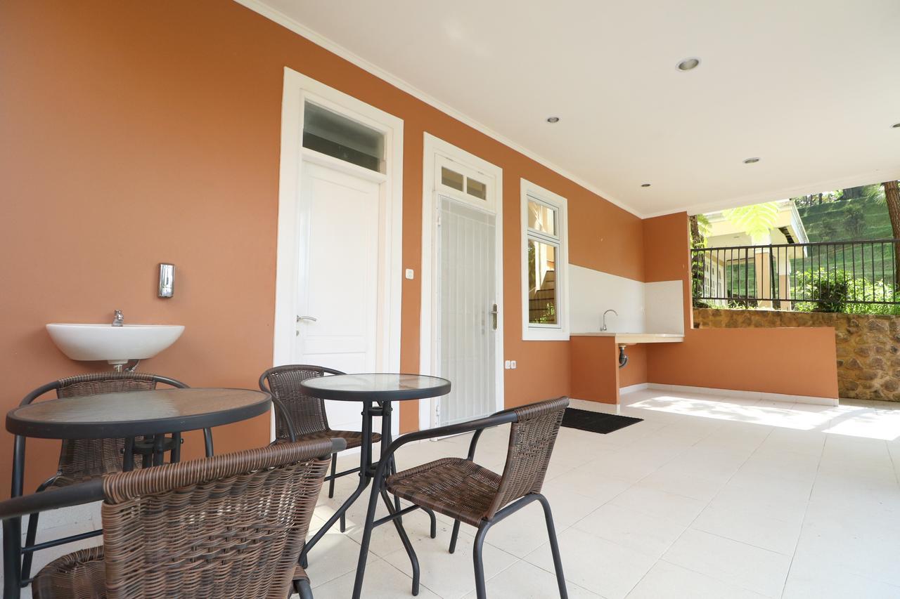 Diyar Villas Puncak NB3/3 Luaran gambar