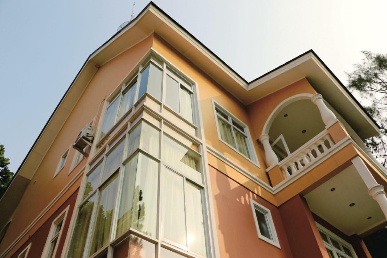 Diyar Villas Puncak NB3/3 Luaran gambar