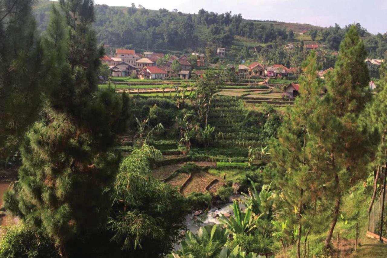 Diyar Villas Puncak NB3/3 Luaran gambar